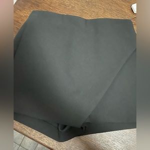 Zara Small black Skort